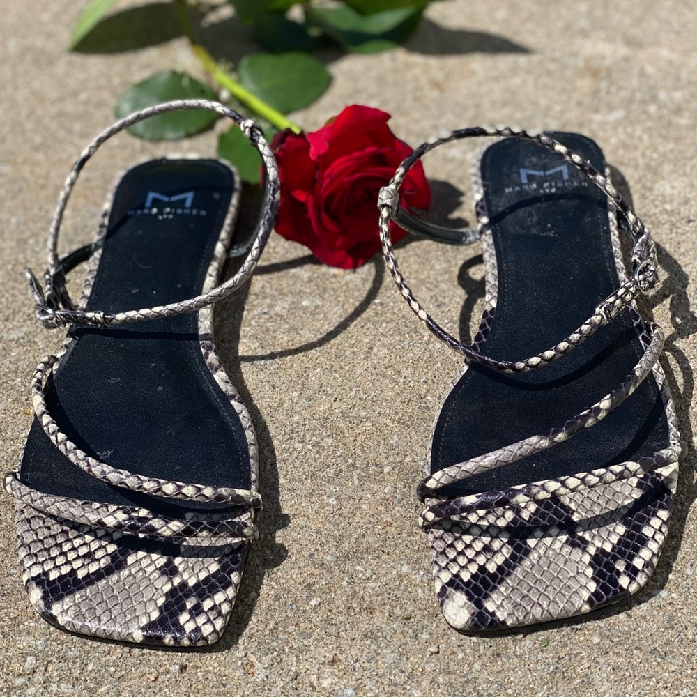 ✨MARC FISHER✨Leather Sandals Sz 8.5